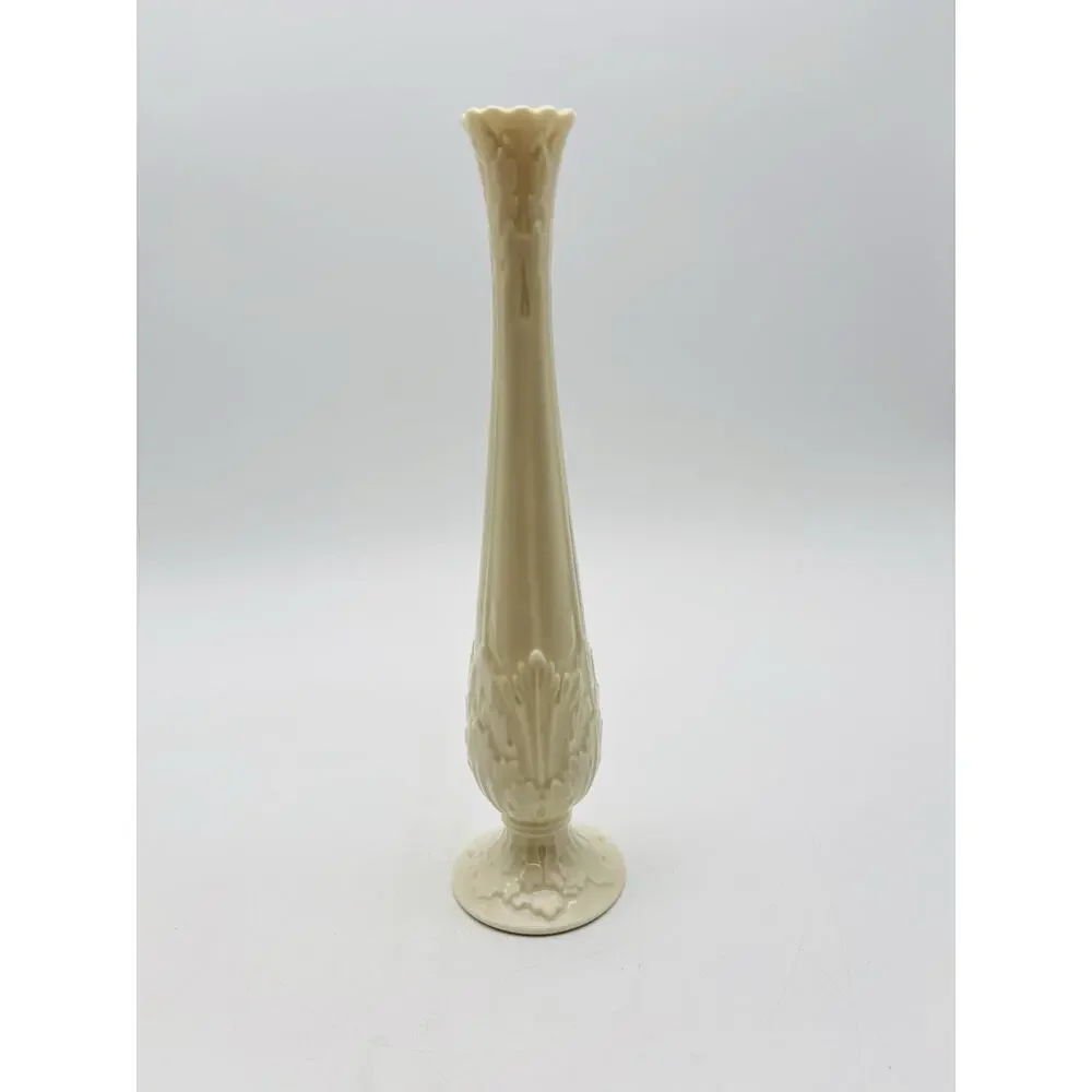 Lenox Classic Ivory Florentine Porcelain Bud Vase with Acanthus Leaf Embossed